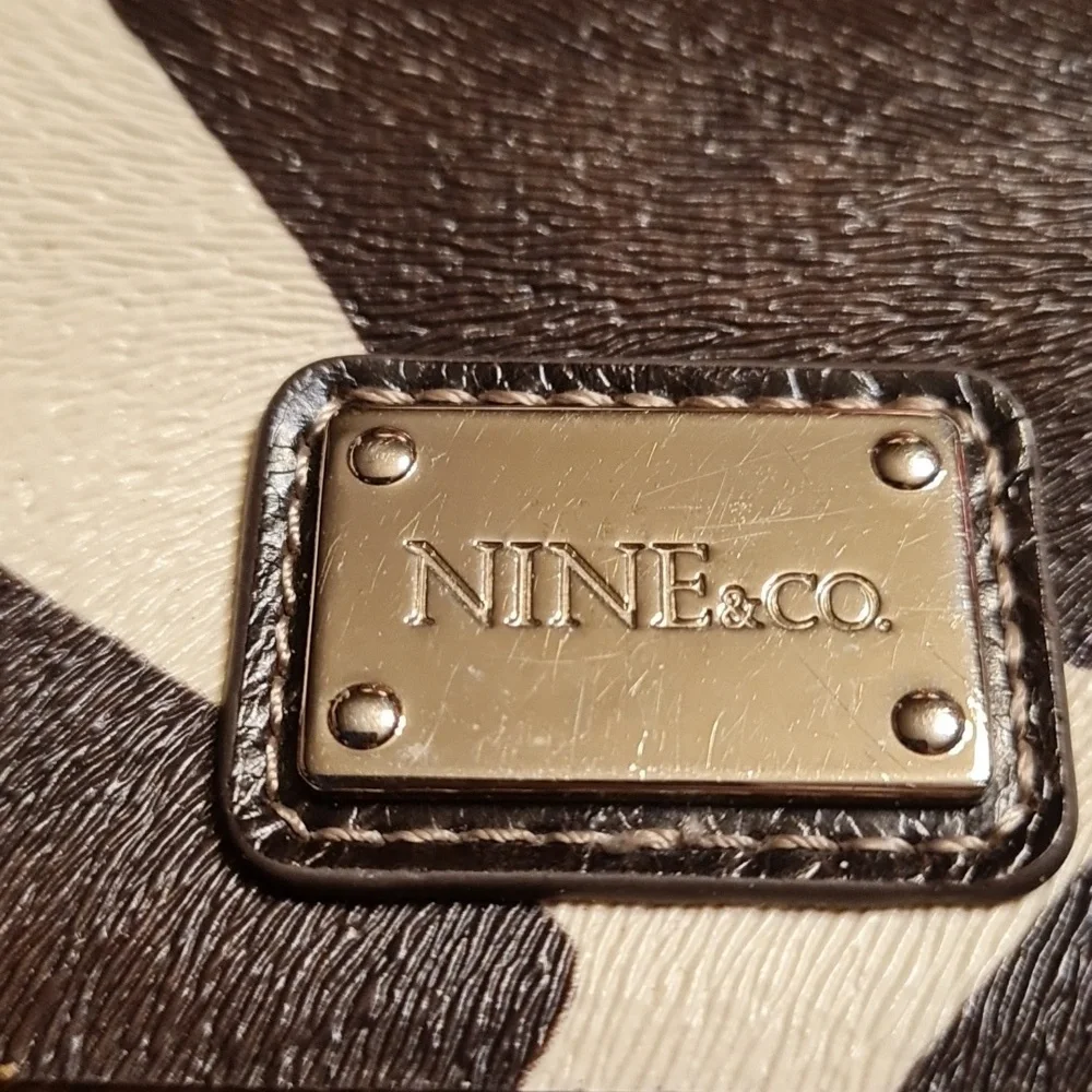 Nine & Co Cowhide Pattern - Picture 2 of 4